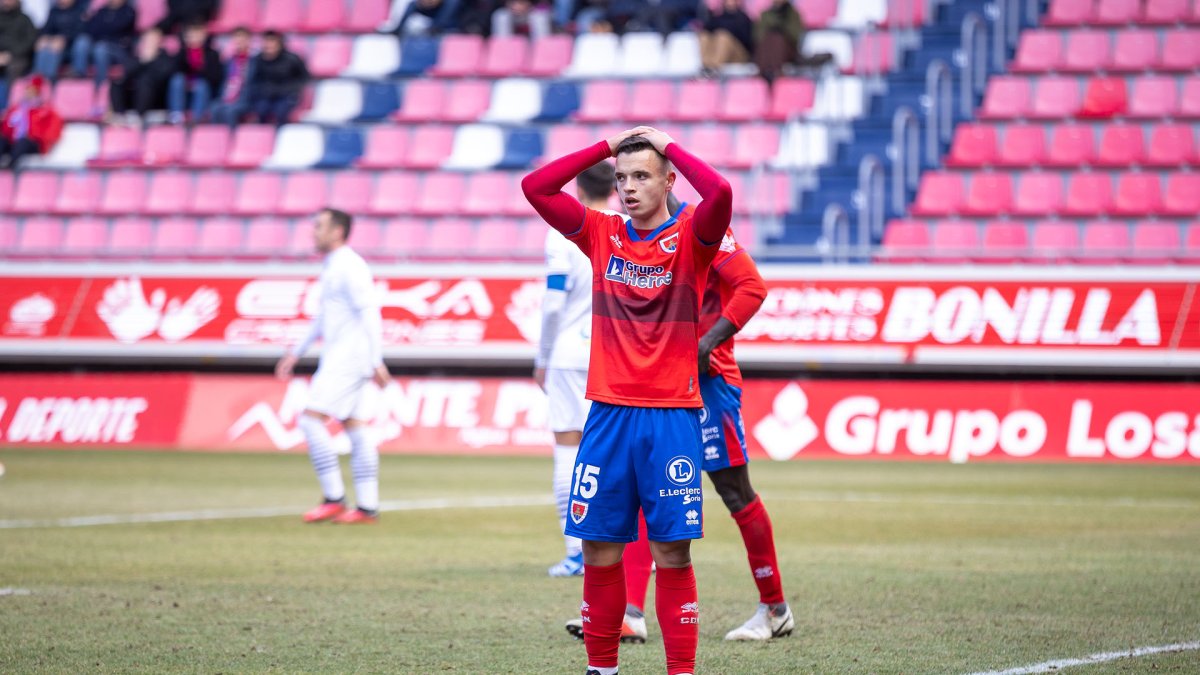 Carlos González durante el encuentro de la pasada temporada ante el Illescas.