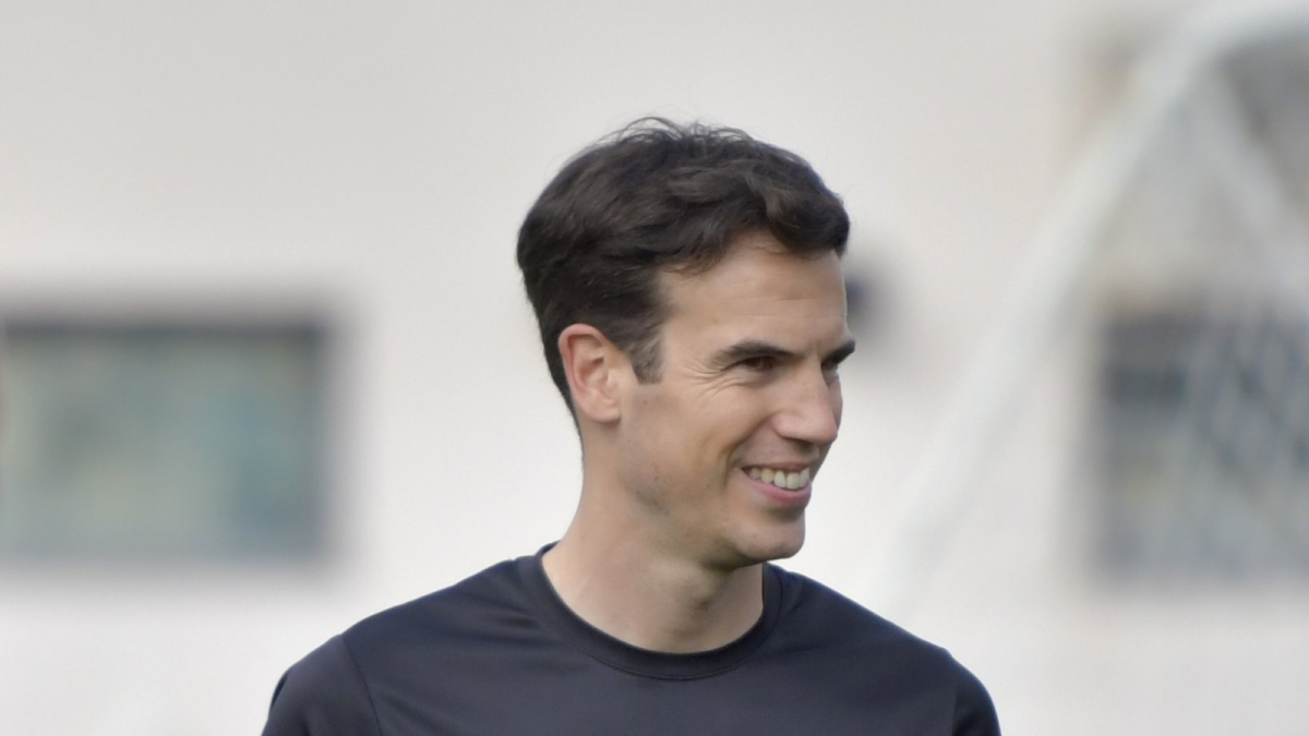 El ex numantino Íñigo Pérez toma las riendas del banquillo del Rayo Vallecano.