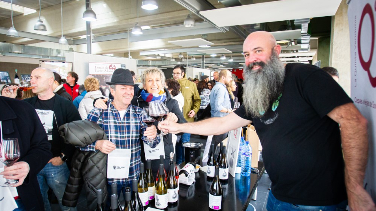 Primera edición de la feria de Viñas Viejas de Soria en el mercado de Soria.