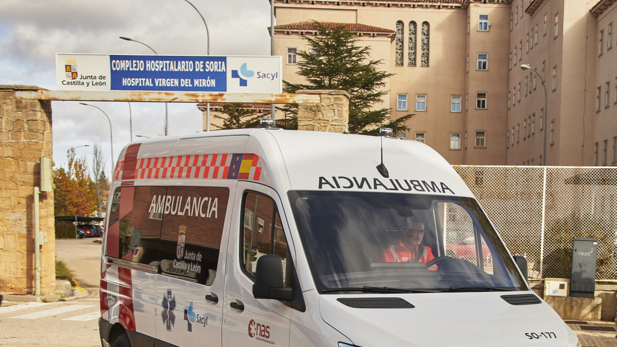 Uno de los vehículos de Nuevas Ambulancias Soria.