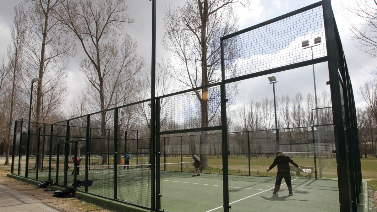 El pádel es una de las novedades de este año en el Campeonato Provincial Interpueblos.
