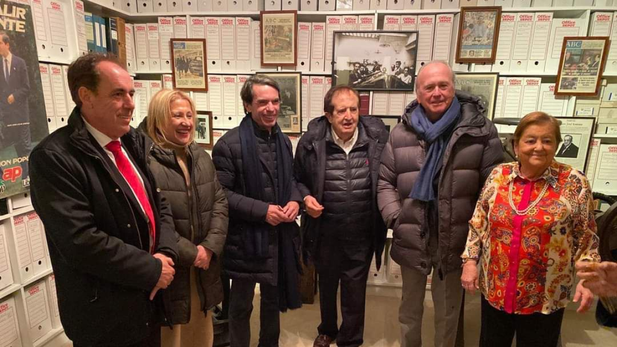 Aznar con Lucas, Serrano, De Gregorio y unos amigos este jueves en El Burgo de Osma.