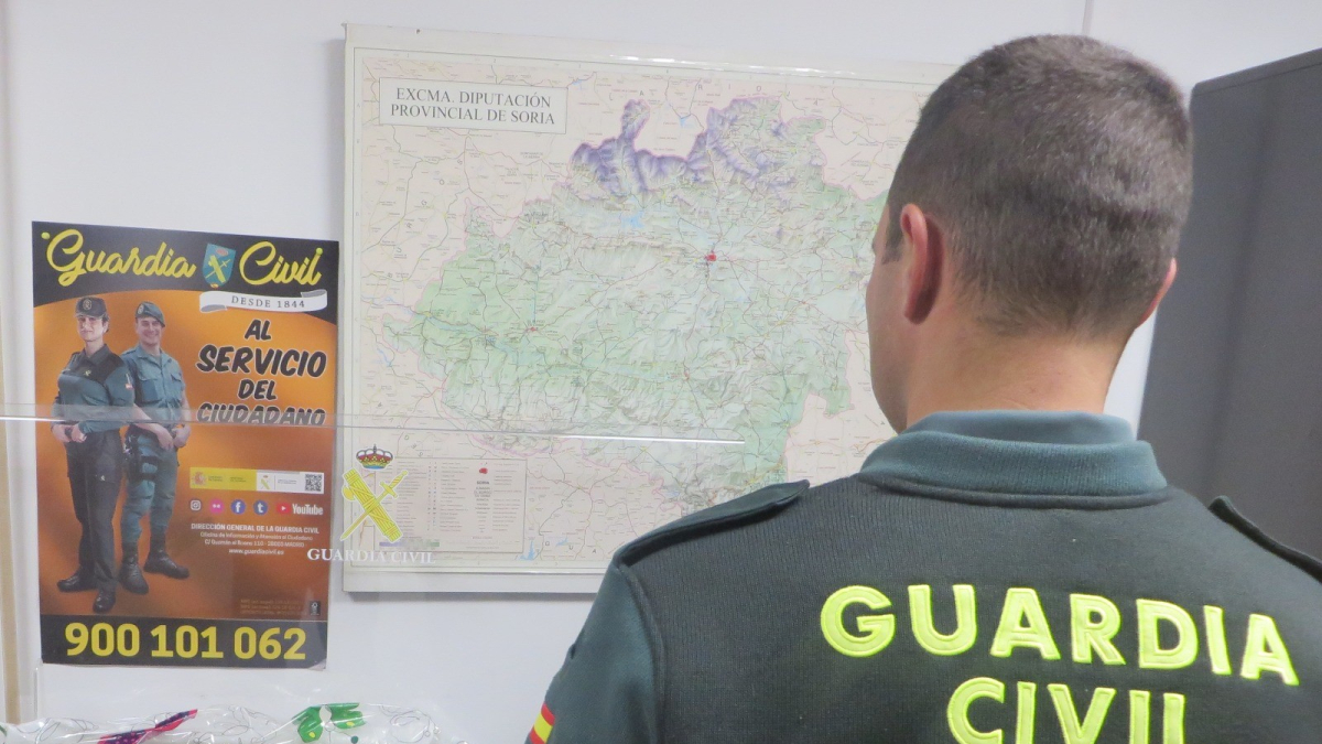 Guardia Civil en la Comandancia de Soria.