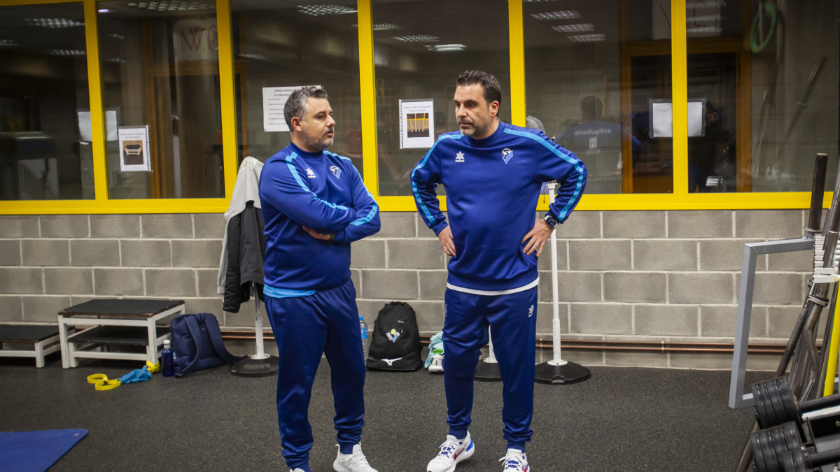 Quique Guiu y Alberto Toribio en una de las sesiones de entrenamiento del Grupo Herce.