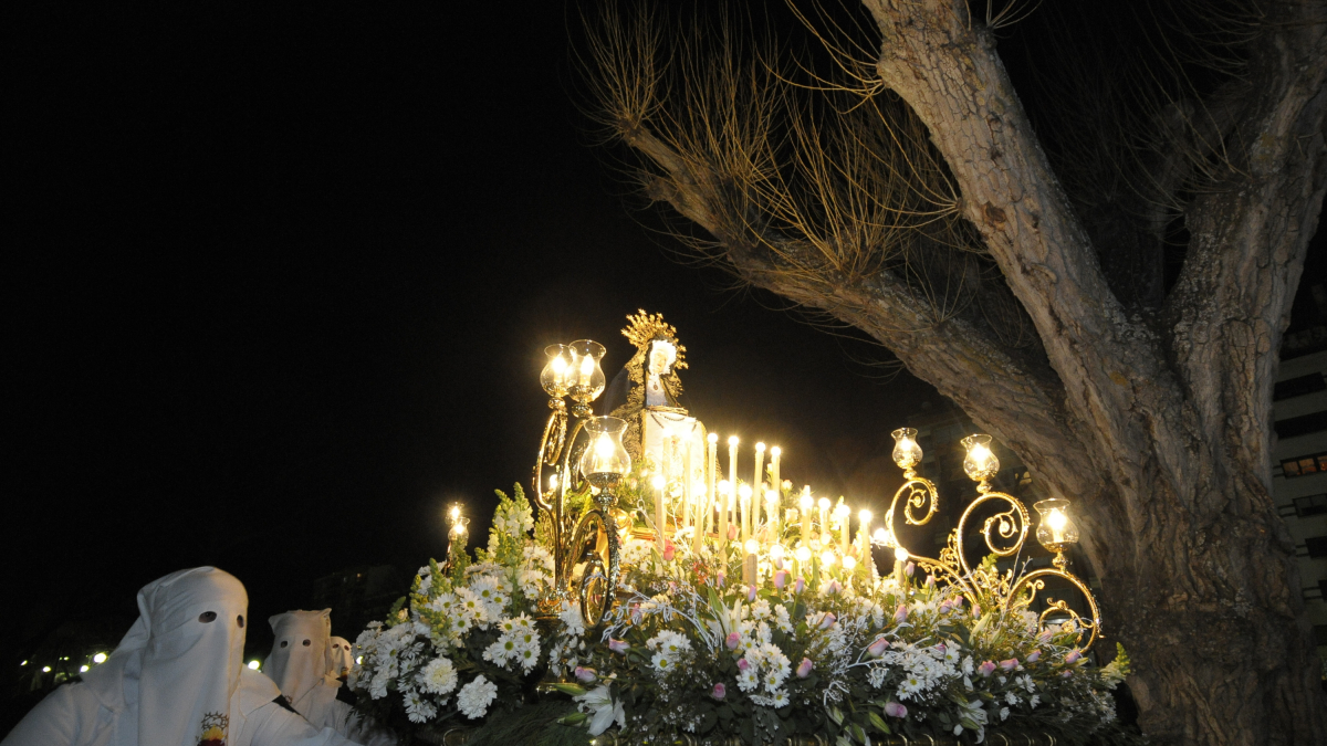 Virgen de la Soledad en su recorrido por la Dehesa.