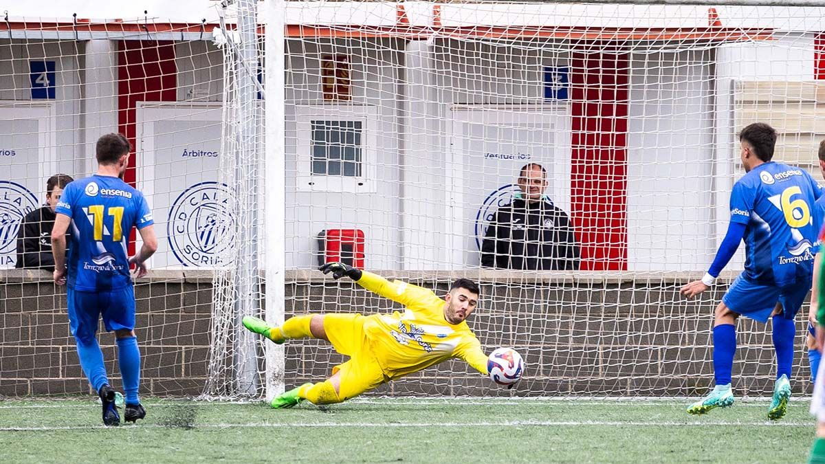 El Calasanz perdía con un gol en contra casi sobre la bocina.