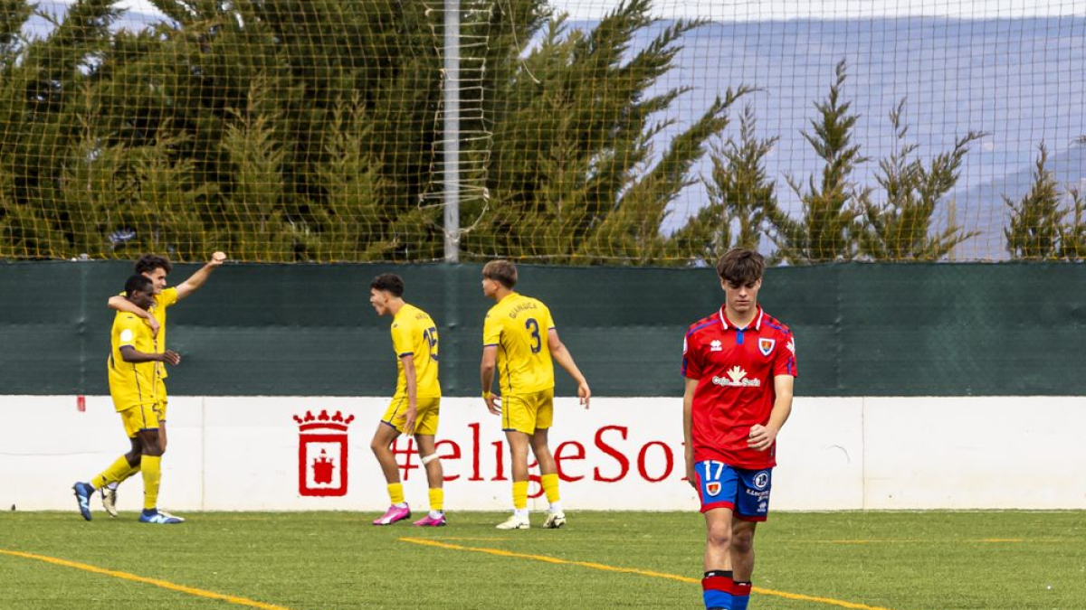 El Numancia juvenil se sigue complicando la salvación