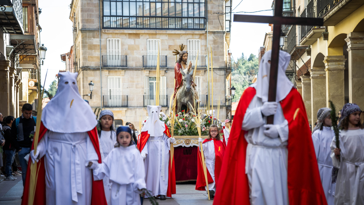 Recorrido de La Borriquilla por las calles del centro de Soria