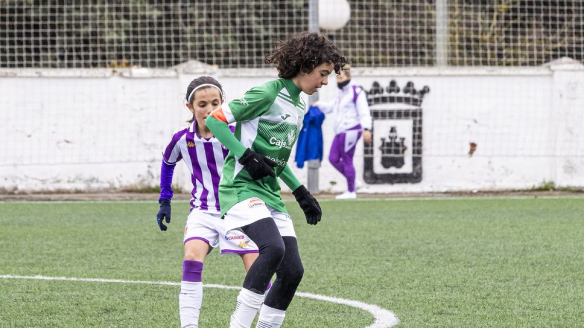 Una jugadora del San José durante un torneo de categorías inferiores en el San Andrés.