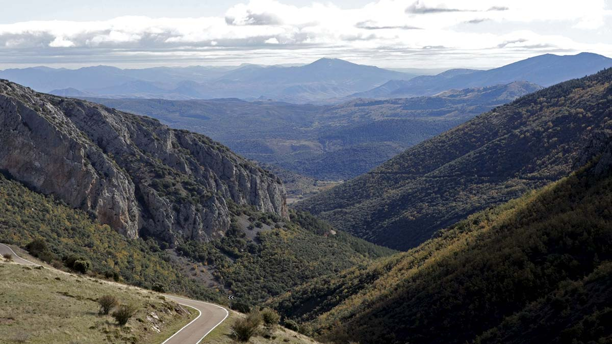 Vista del Moncayo entre Beratón (Soria) y Purujosa (Zaragoza)
