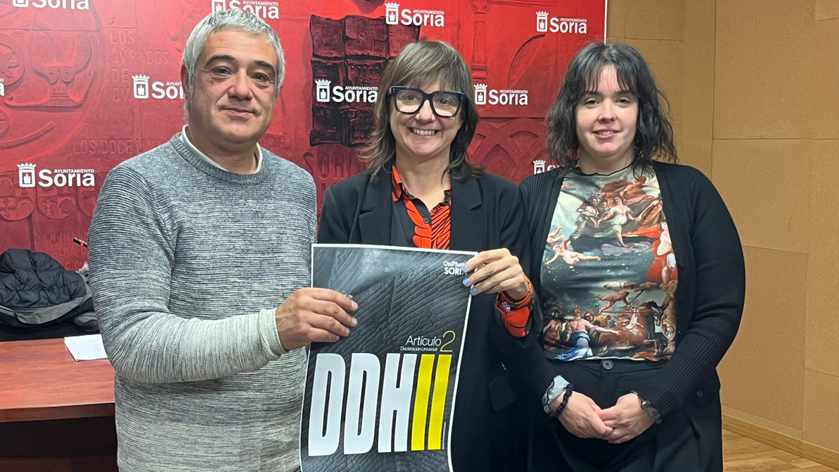 Juan Carlos Rodrigo, Gloria Gonzalo y María Ferrer en la presentación de Onphoto Soria 2024.