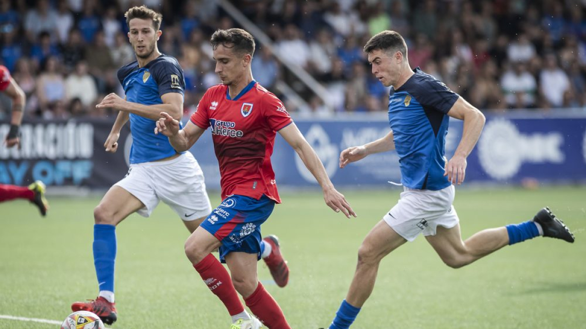 Numancia y Utebo empataron a dos goles en el encuentro de ida disputado en Santa Ana.