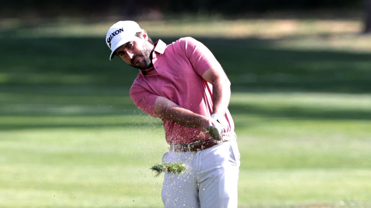 El golfista soriano Daniel Berná durante una competición.