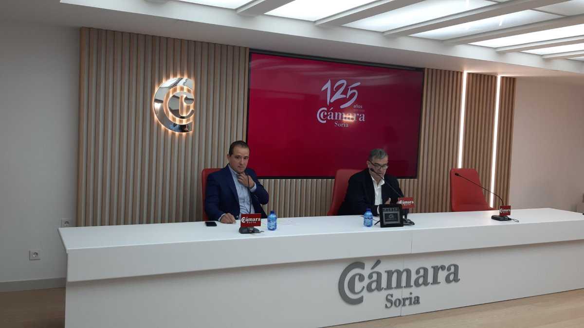 Martínez García y Santamaría en la Cámara de Comercio.