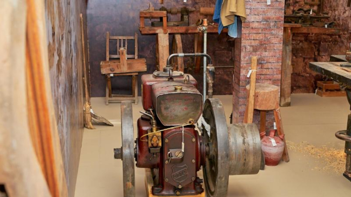 Imagen de la última exposición en el Numantino, que ha recreado una carpintería antigua.