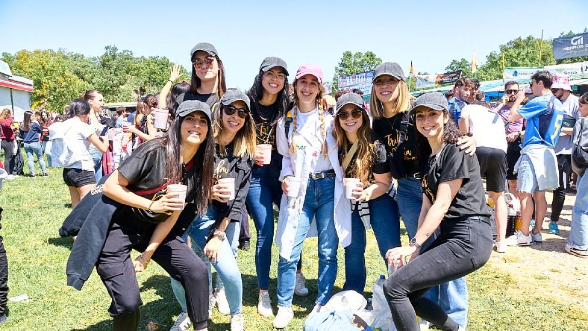 Las fiestas de San Juan 2024 ya celebran su primer acto en Valonsadero, el Desencajonamiento.