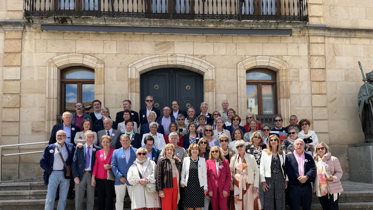 La V promoción de Magisterio Soria celebra su reencuentro 50 años después.