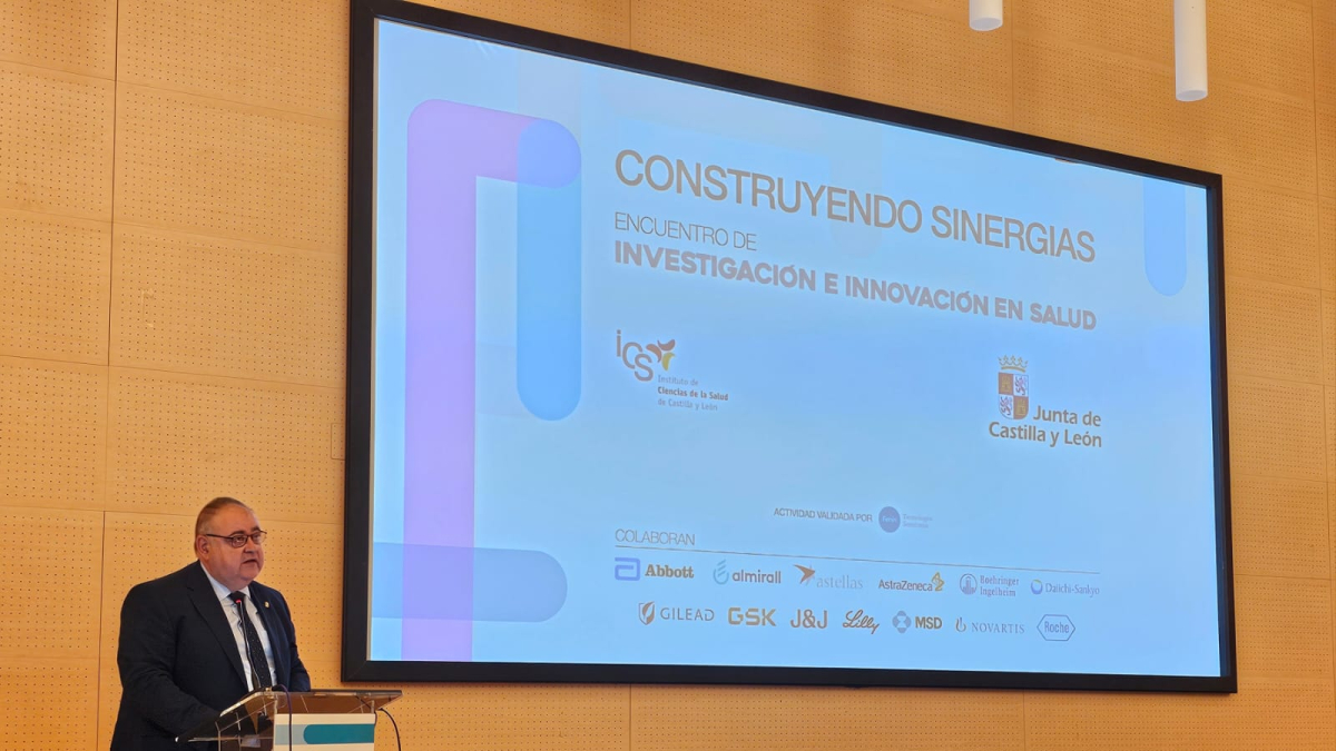 El consejero de Sanidad, Alejandro Vázquez, participa en el Encuentro de investigación e innovación en salud Construyendo sinergias.
