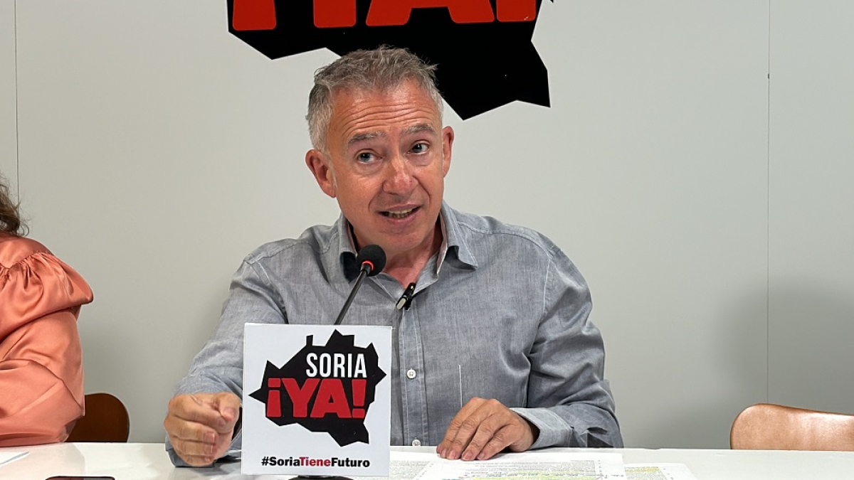 Ángel Ceña durante su intervención.