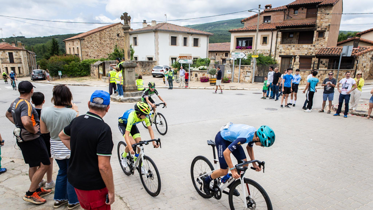 Más de 140 ciclistas han participado en esta edición.