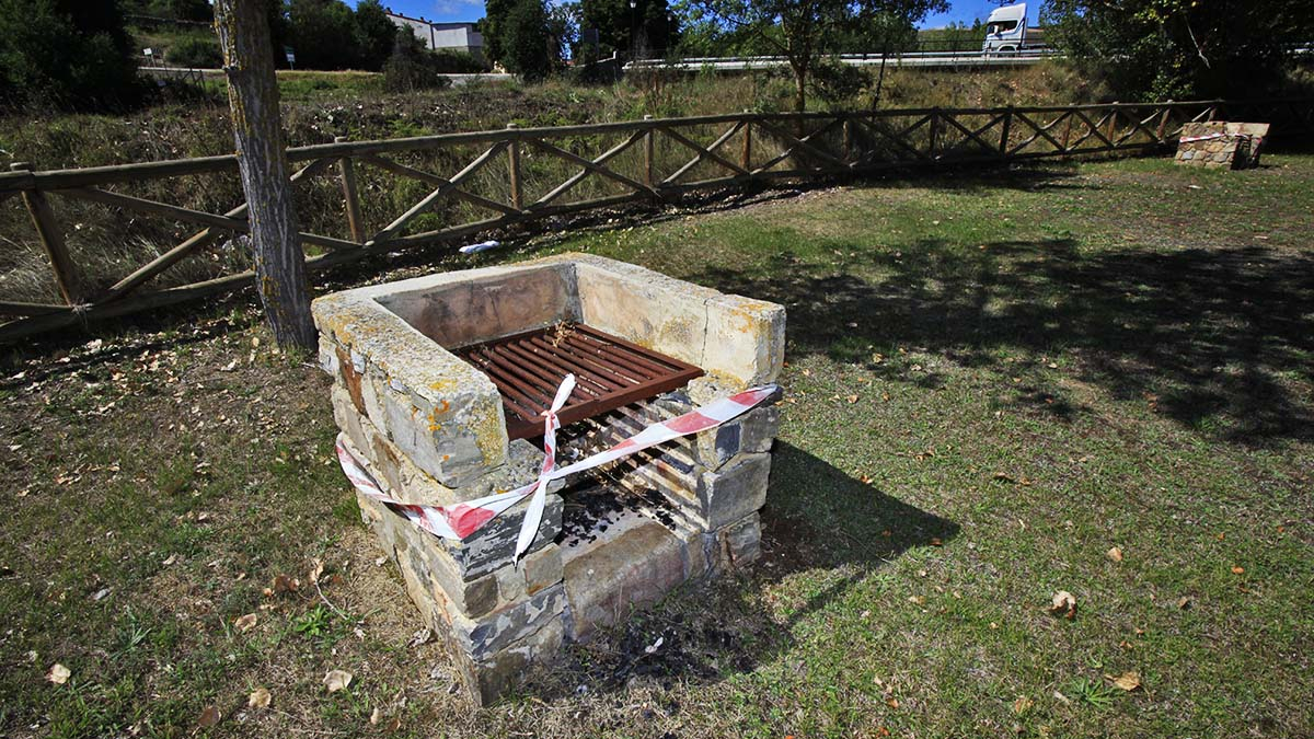Barbacoa precintada en Soria.