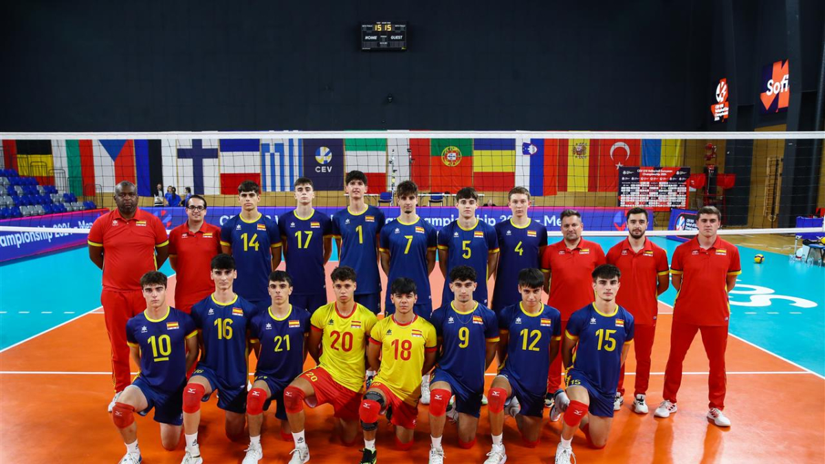 El combinado nacional antes de afrontar el partido ante Francia.