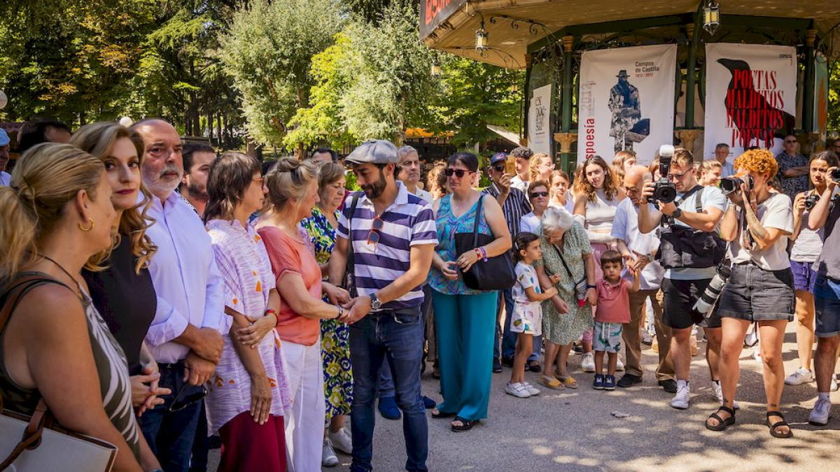 Primer día cargado de emoción en la Feria Expoesía