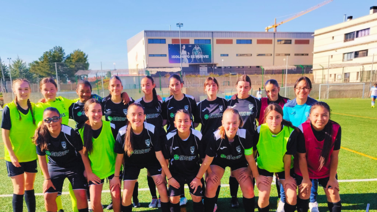 Jugadoras del Golmayo Camaretas que competirían en la Liga Regional Doble G