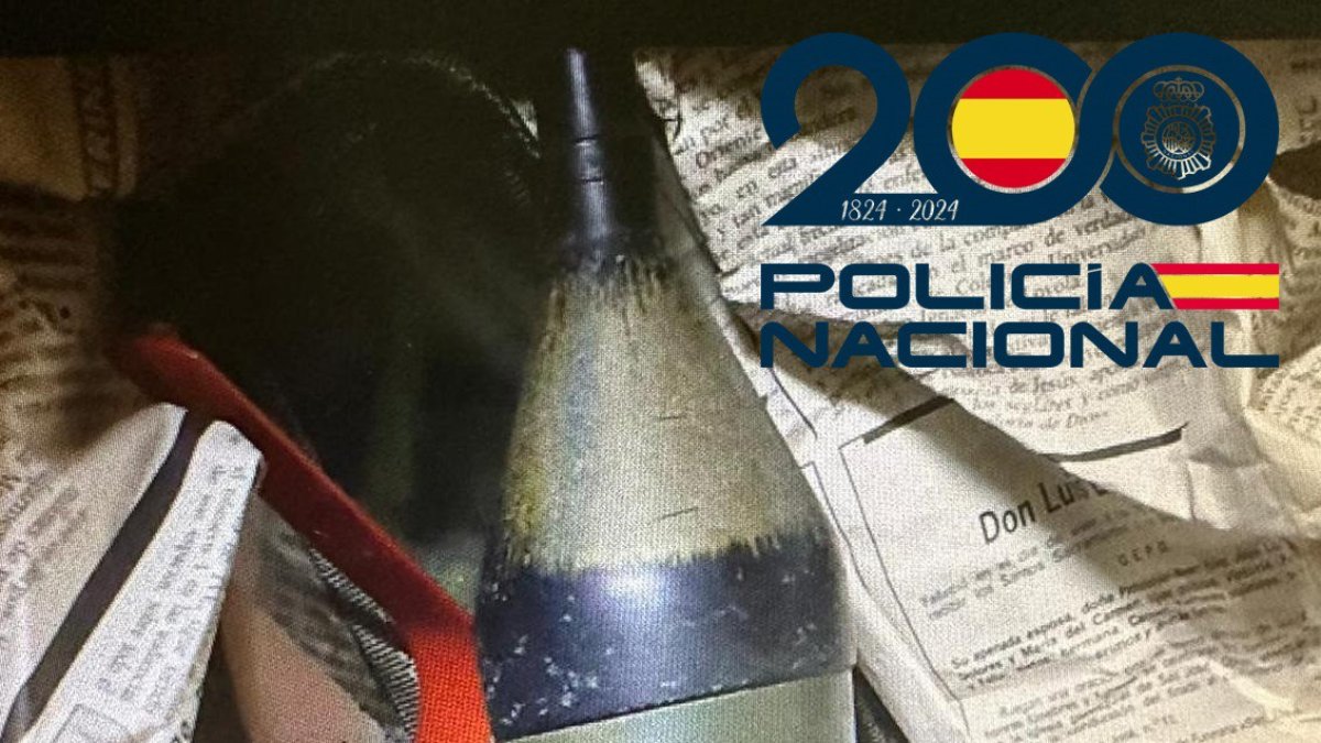 Una vecina de Burgos encuentra una granada cuando rebuscaba entre la ropa en su trastero.