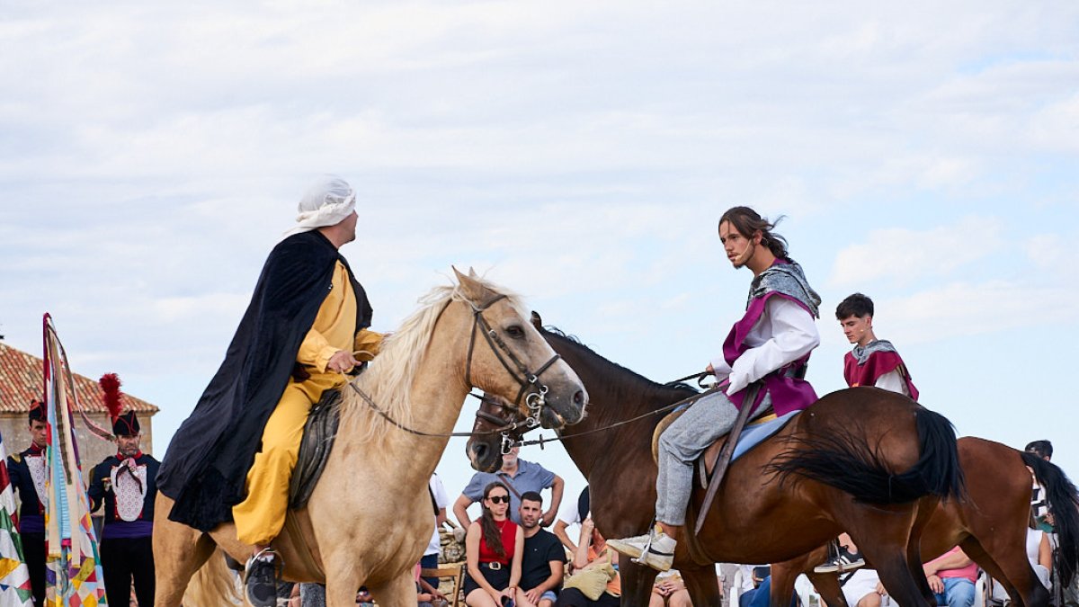 Iruecha revive un año más su Soldadesca en el marco de las fiestas de la Virgen de la Cabeza.