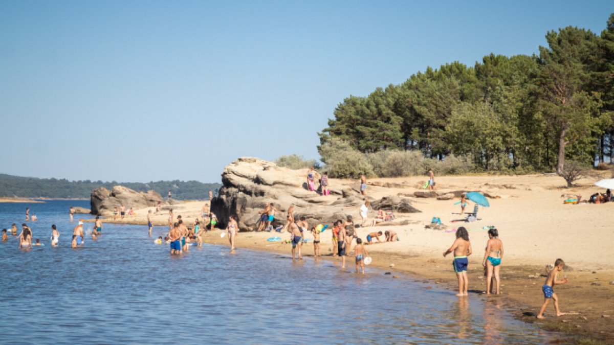 El paraje de Playa Pita en el embalse de la Cuerda del Pozo de Soria.