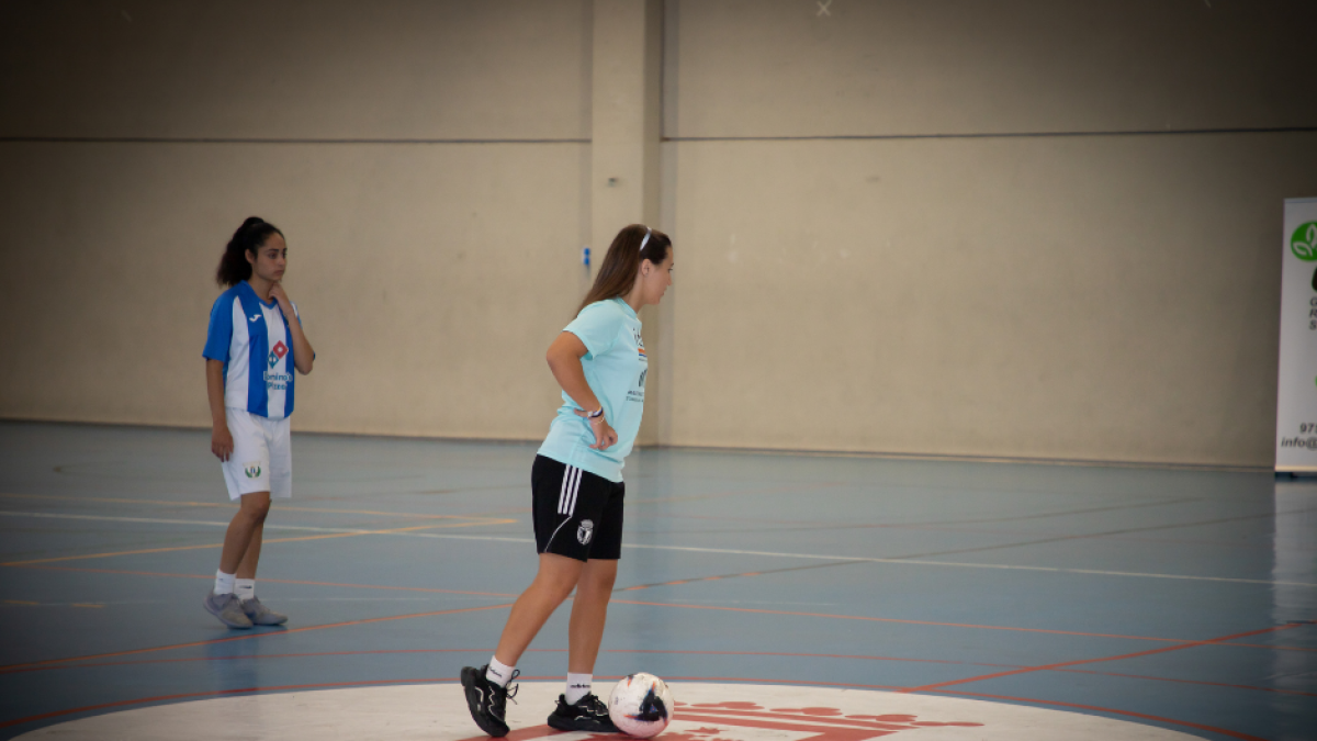 Claudia Barrios en un partido del torneo soriano