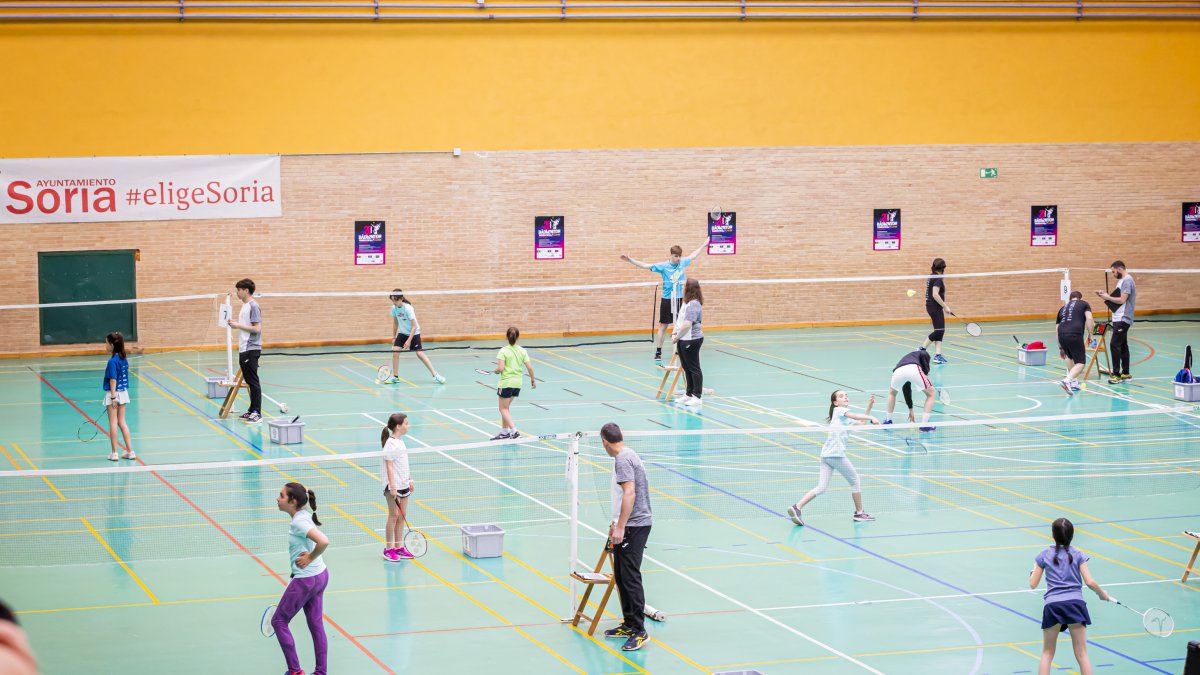 El bádminton será uno de los deportes que se puedan practicar en la campaña deportiva municipal.