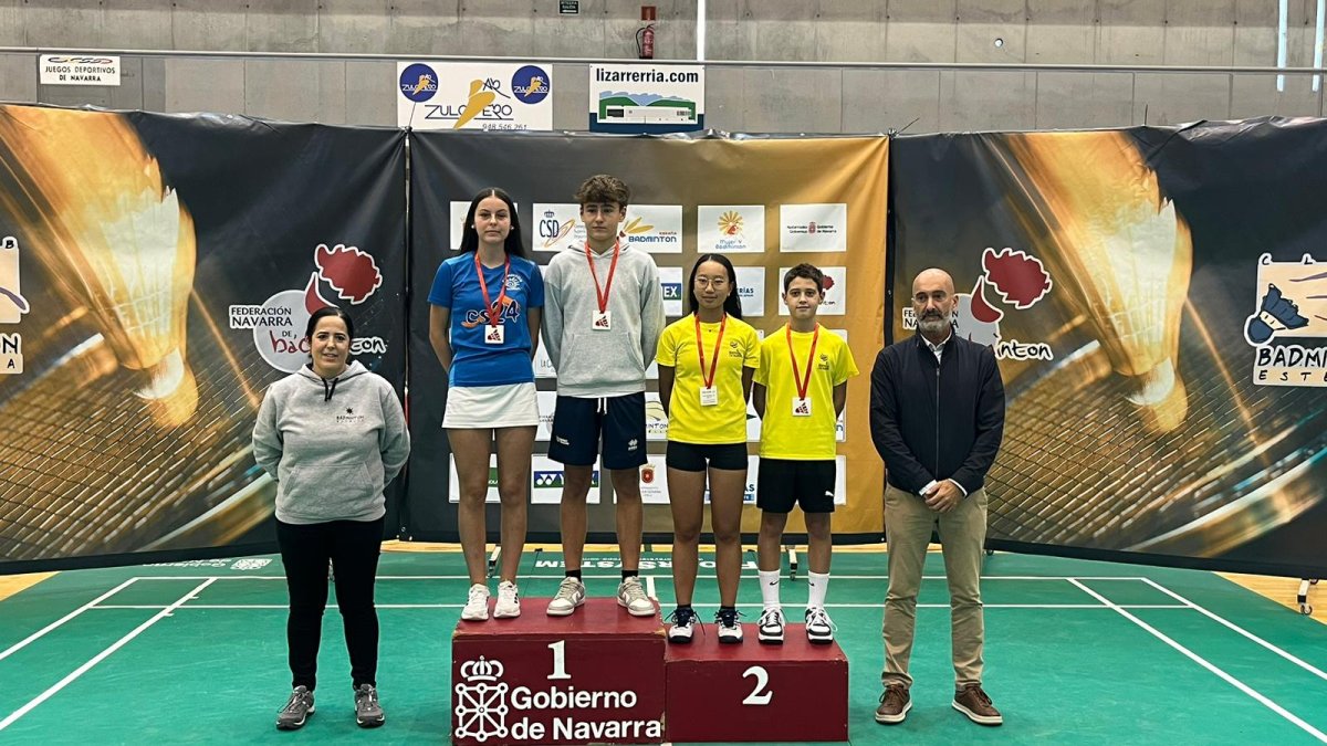 Jimena Ayllón en lo más alto del podio en el Master de Estella.