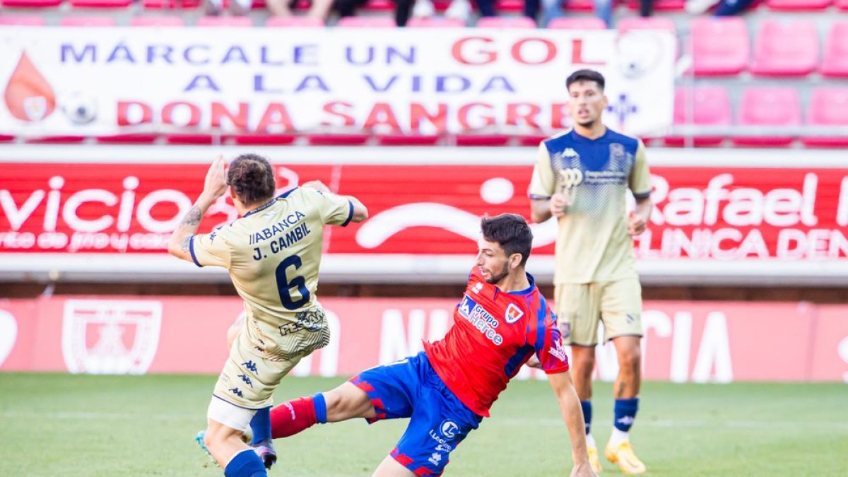 Imagen del Numancia-Pontevedra de la primera vuelta en Los Pajaritos.