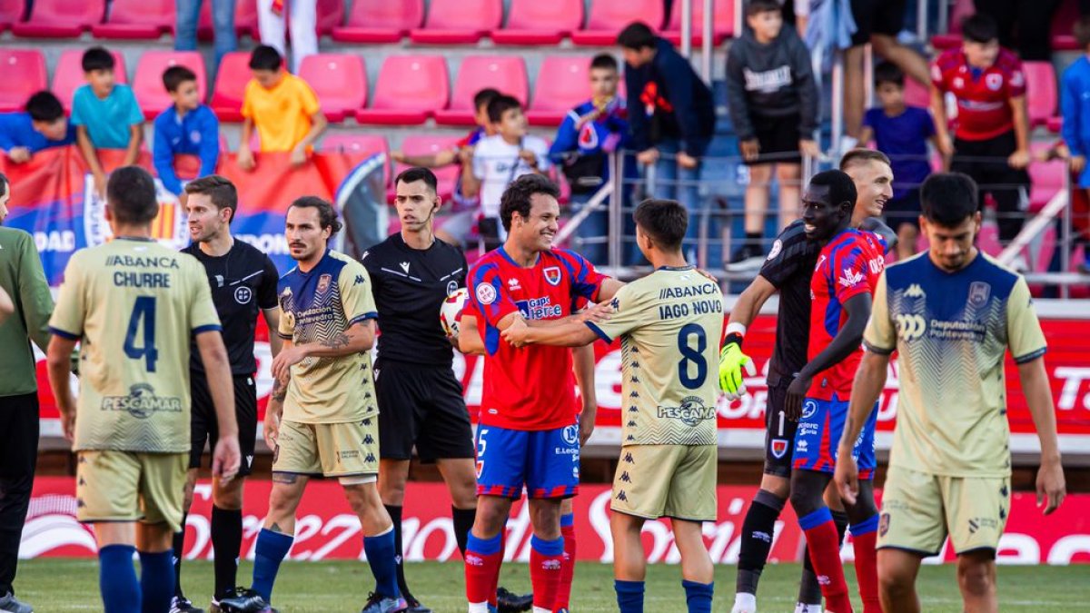 Imagen del Numancia-Pontevedra de la primera vuelta en Los Pajaritos.