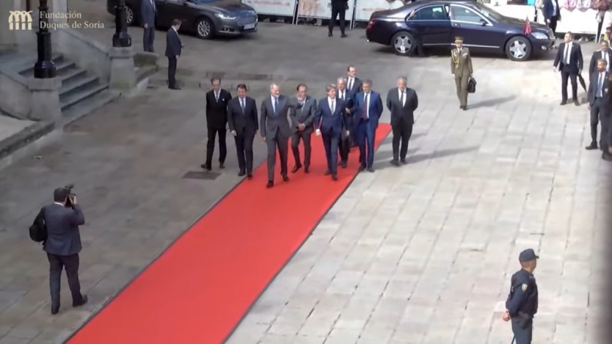 El Rey Felipe VI en la plaza Mayor de Soria.