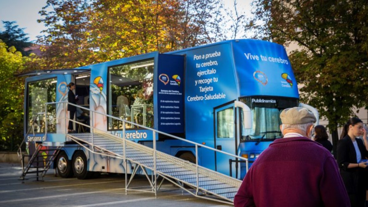 El autobús del cerebro recorre varias ciudades españolas.