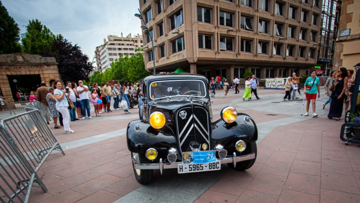 Un Citroën Traction Avant ya matriculado como histórico, que ya no está obligado a visitar la ITV.