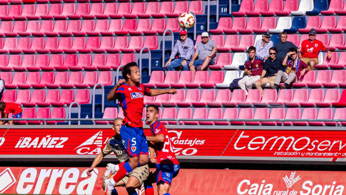 De Frutos es el jefe de la defensa del Numancia.