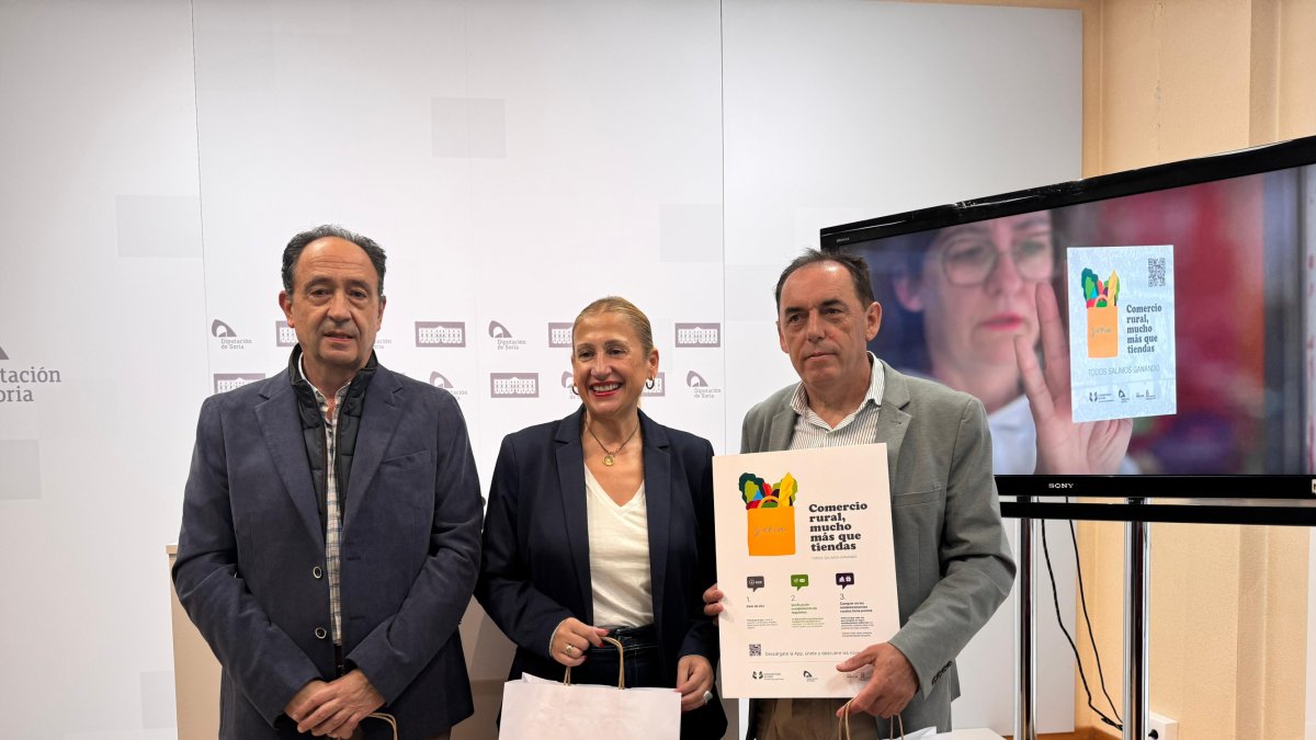 Manuel López Represa, Yolanda de Gregorio y Benito Serrano, en la presentación de la campaña.