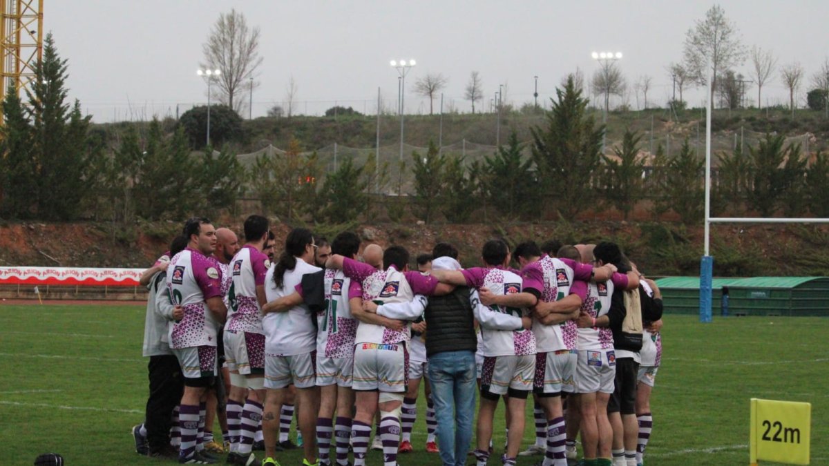 El equipo senior masculino estrena la Liga en el campo del Quebrantahuesos.