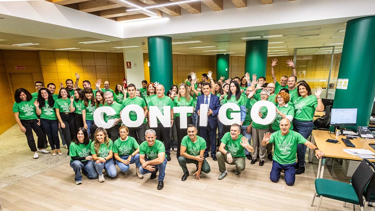 Trabajadores de Soria Natural este jueves.