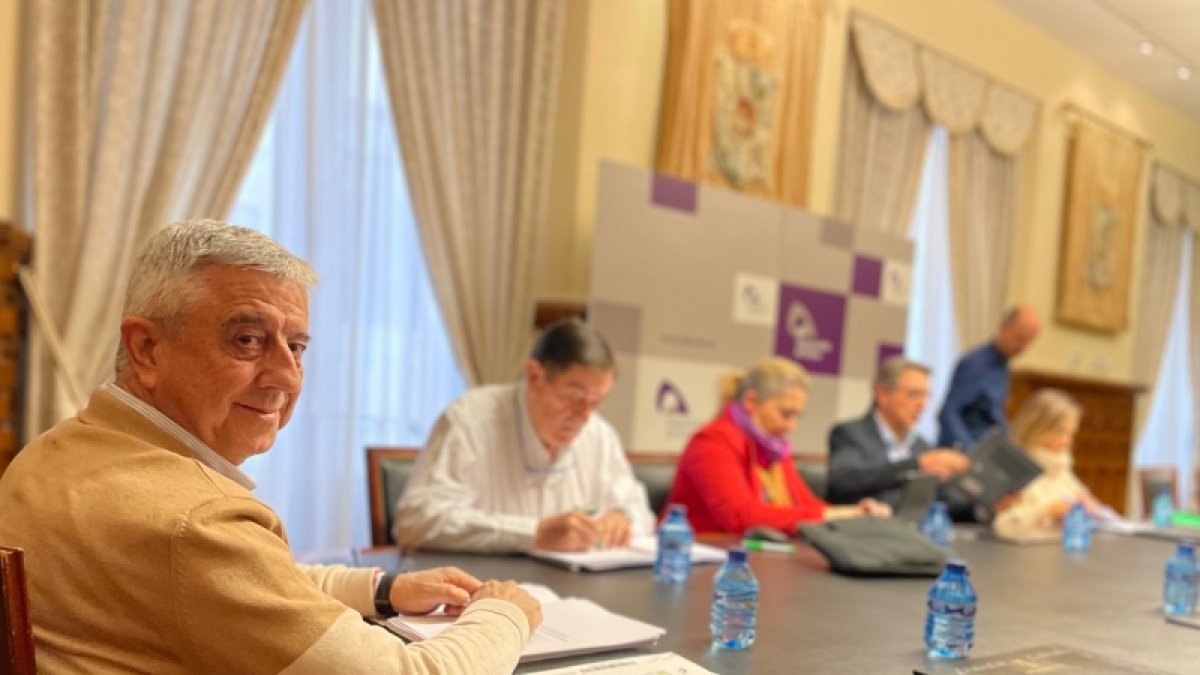 Miembros de la Comisión de Planes.