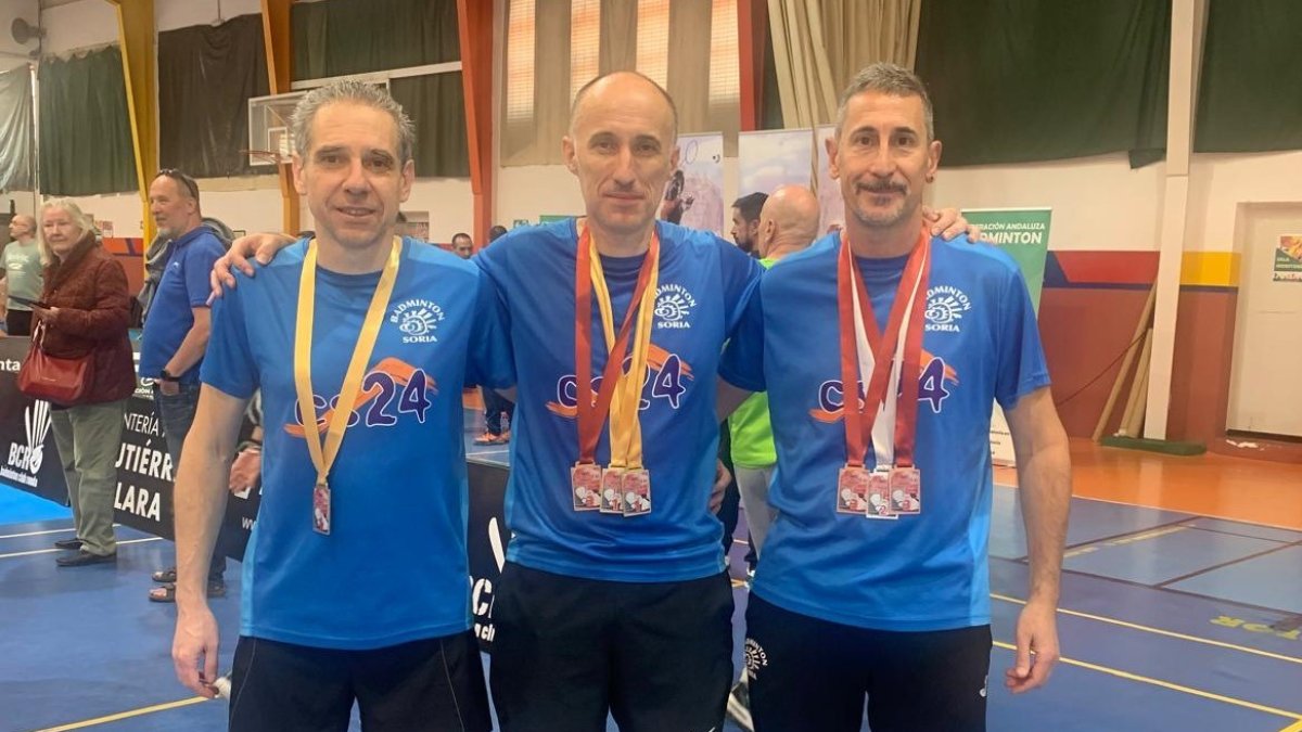 Representantes del C.B. Soria que viajan a Santiago.