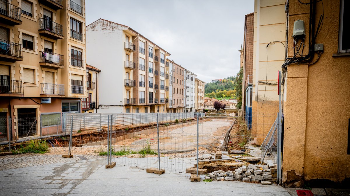 Estado de las obras del aparcamiento de Doctrina. MARIO TEJEDOR