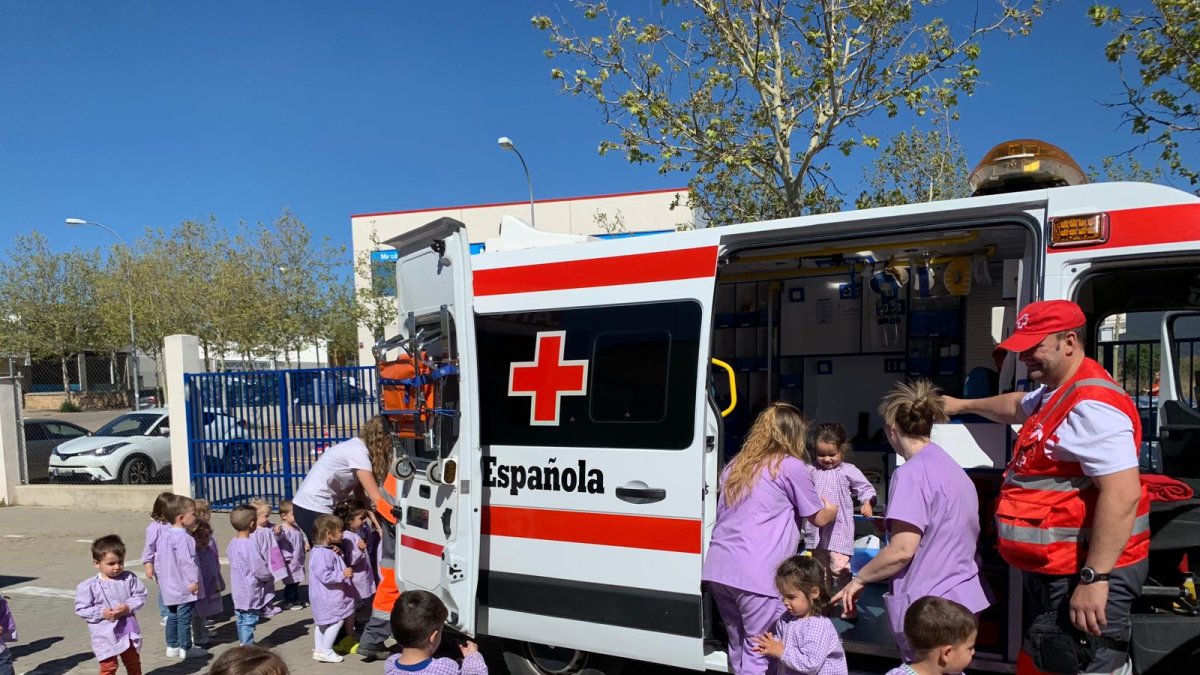 Actividad sanitaria en el centro infantil Gloria Fuertes de Soria, una de las participantes en el estudio.