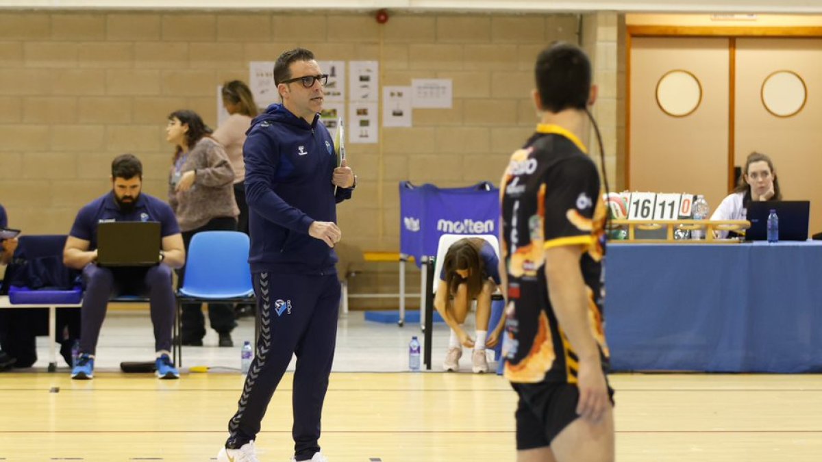 Alberto Toribio en el partido del pasado sábado en Los Pajaritos ante Emeve Lugo.