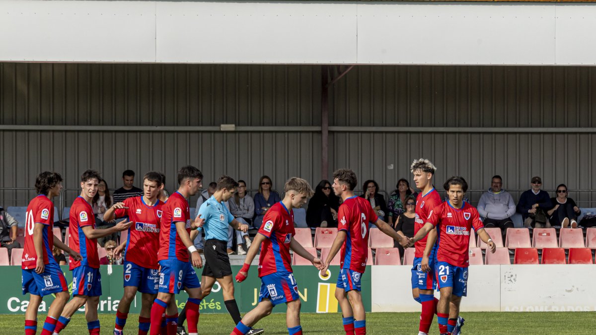 El Numancia B gana en Palencia para poner fin a una mala racha.