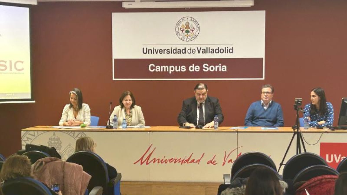 Apertura de los actos de aniversario del centro en el Campus de Soria.